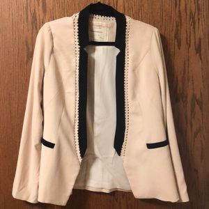 Pale pink and black cartonnier blazer